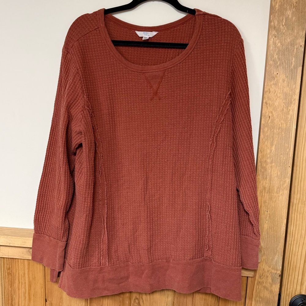 Set of 2 Women’s Tops
